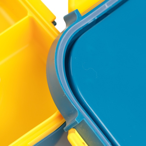 Ланч-бокс двухуровневый в ярких цветах с комплектом столовых приборов 11*18,5 см, 1700мл Синий цвет 7000355 фото