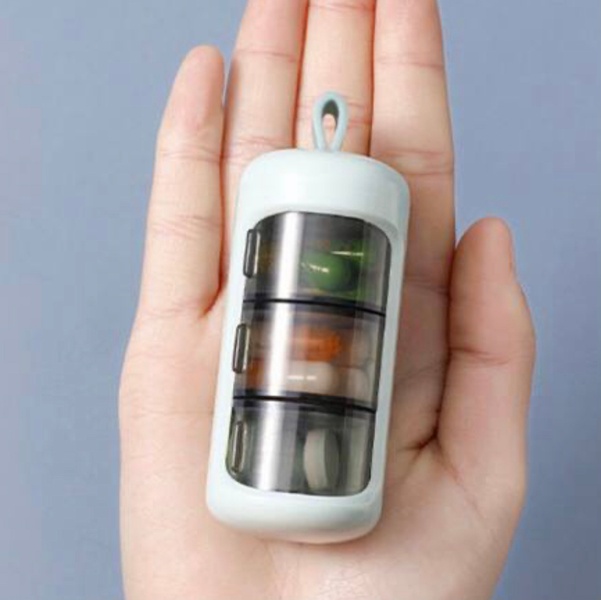 Таблетниця з 3 осередками із пластику 9×3 см для таблеток - м'ятний колір 603771 фото